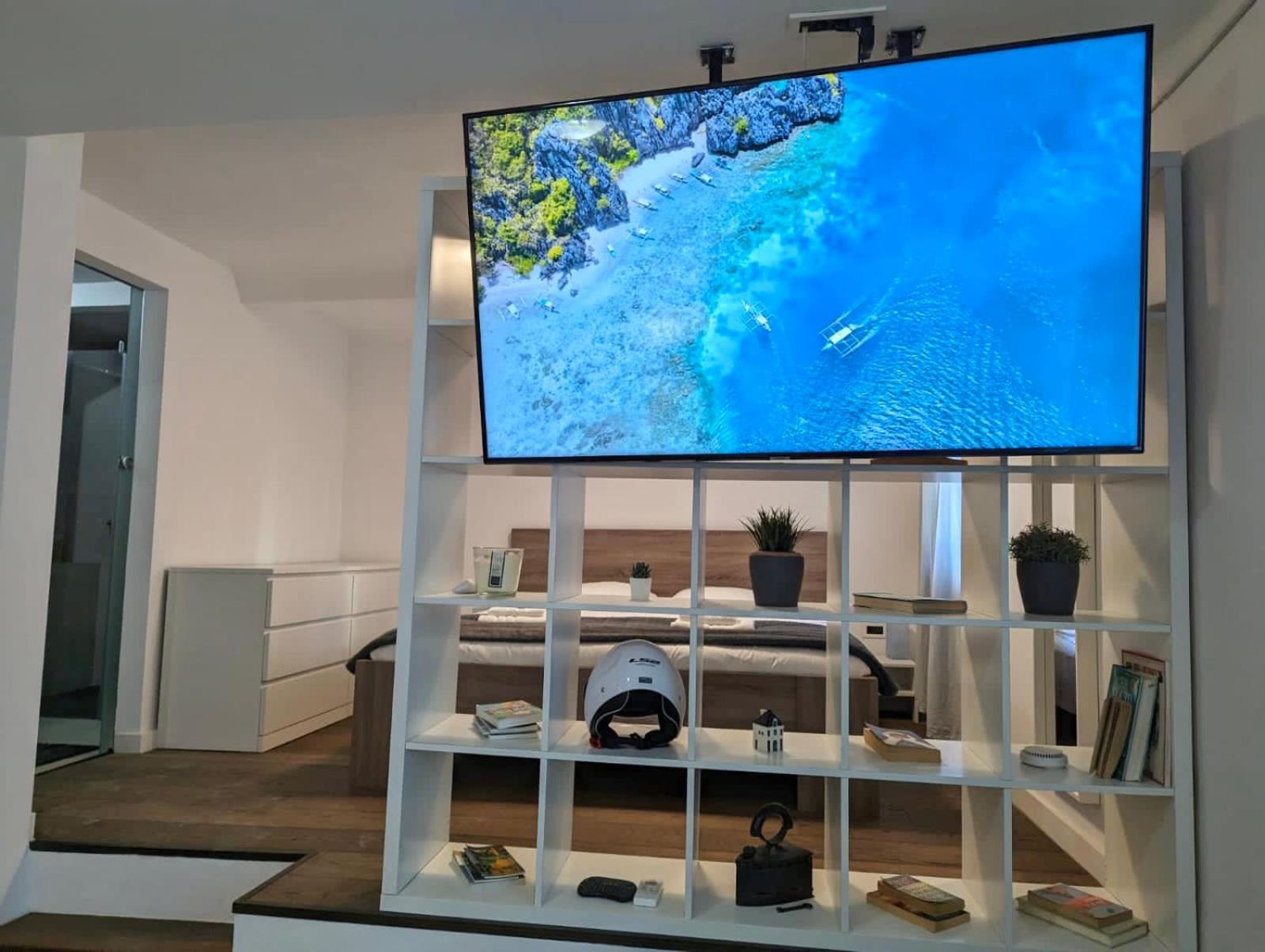 Fantabulous Downtown Abode W King Bed, 65" Tv, Washer And Tumble Dryer Zagabria Esterno foto